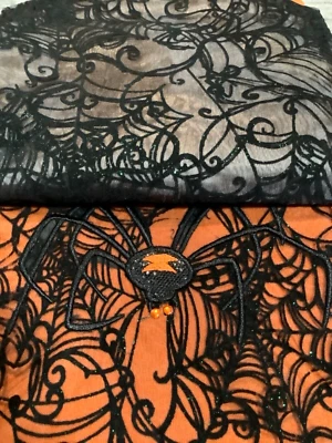 Pier 1 Imports Halloween Brillo Telaraña Abrigo Bufanda Negro Naranja 76" x 25" Foto 1 de 4