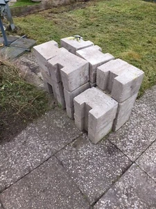 Fundament Steine zu verschenken - Bild 1 von 1