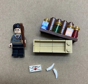 Lego Young Harry Potter boy Hogwarts school Short Minifigure With Wand Acessorie - Picture 1 of 6