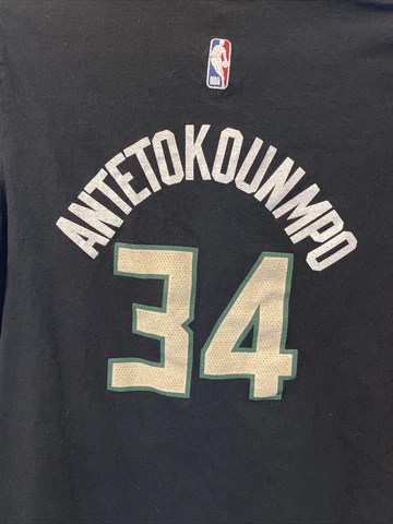 Giannis Antetokounmpo Milwaukee Bucks basketball Nike boys black shirt large Cover