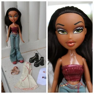 Bratz doll Flaunt It Sasha - Picture 1 of 14