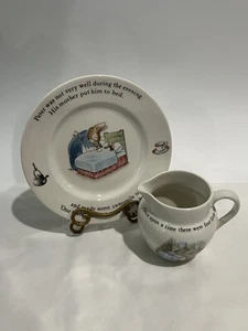 Beatrix Potter Peter Rabbit 2-teiliges Kinderzimmer-Set Wedgwood Teller und Krug - Bild 1 von 5
