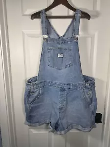 Levi’s Light Washed Denim Short Overalls Rolled Womens Size 20W Vintage-Style - Picture 1 of 10