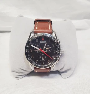 OROLOGIO VICTORINOX SWISS ARMY CHRONO CLASSIC XLS 241198 CRONOGRAFO - Foto 1 di 7