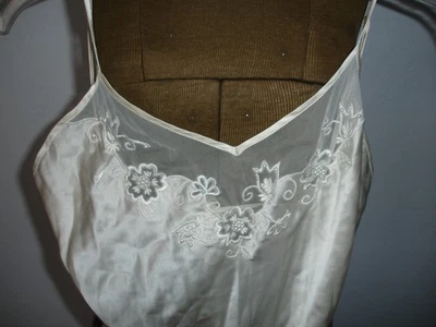 CAMISÓN LARGO VICTORIA SECRET SEDA MARFIL NUEVO SIN ETIQUETAS, NOVIA, SIN ESPALDA TALLA XS Foto 1 de 4