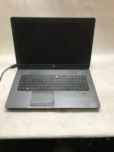 HP ZBook 17 17" Intel Core i5 NO RAM NO HDD/OS per ricambi NON SI AVVIA LEGGERE - DW - Foto 1 di 9