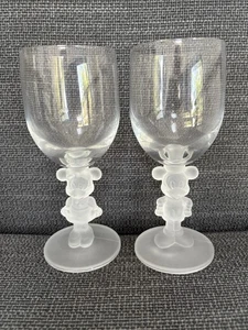 Vintage Disney Mickey & Minnie Mouse Frosted Stemmed Wine Glasses 200ml goblets - Picture 1 of 8