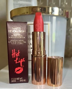 Charlotte Tilbury Hot Lips Matte Revolution Tell Laura - Picture 1 of 6