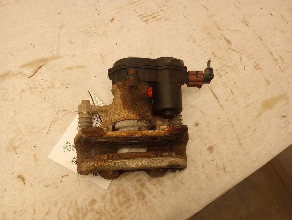 Pinza trasera derecha pasajero 68263295AA para Jeep Renegade 15-23 3087215 Foto 1 de 4