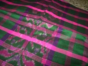 SET OF 2 COLORFUL 19" SQUARE TABLE TOPPERS--#P15-G50 - Picture 1 of 24