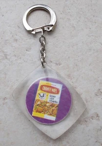 Vintage Candy LA PIE QUI CHANTE Keyring key chain France plastic antique 1970s - Picture 1 of 4