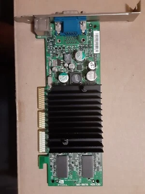 Dell  NVidia  P73 AGP 64MB VGA Video Card  09P301  NVIDIA - Image 1 of 4