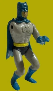 š„Vintage 1975 Batman Plastic Action Figure Rubber Cape Hong Kongš„ - Picture 1 of 6