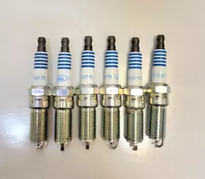 Set of 6 Genuine OEM Motorcraft SP589 CYFS12YT6 Spark Plug replaces SP520 SP520X - Picture 1 of 4