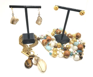 2 Sets goldfarbene modische Halskette mit Ohrringen. Gebrauchter moderner Stil. - Bild 1 von 18