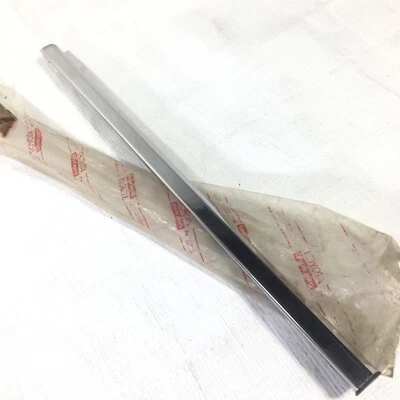 Capó moldeador delantero derecho genuino Toyota Crown Majesta LS110 117 MS110 111 RS110 Foto 1 de 4