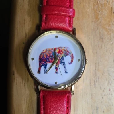 Leisure Elephant Design Watch with Leather Strap and Alloy Case - Image 1 of 3