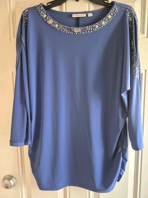 SUSAN GRAVER жидкий трикотажный топ - L - вырез лодочка, 3/4 доломан разрез рукава, бисер - Изображение 1 из 4