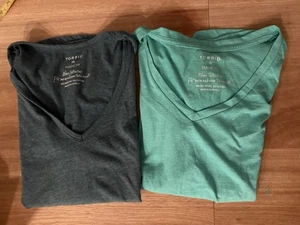 Torrid Classic Fit V-Neck Tee Bundle Size 00 (L/12) Aqua Teal Green Heathered - Picture 1 of 12