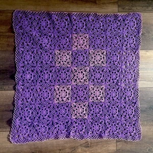 Vintage Handmade Purple Crochet Lace Tablecloth Doily Square Table Cover 30”x30” - Picture 1 of 5