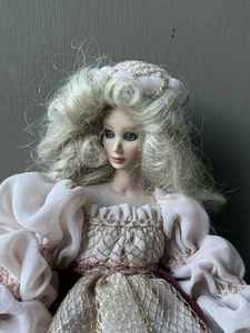 Maryse Nicole Marion Puppe Franklin Mint Limited Edition Nummeriert Mittelalter Blond - Bild 1 von 7