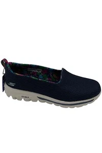 Skechers GOWalk Classic Vegan Washable Slip-Ons Summer Blossom Navy - Picture 1 of 3