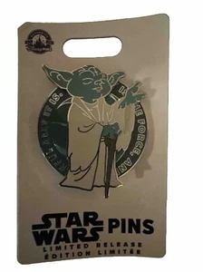 Disney Pin Spinner Yoda Star Wars My Ally Is The Force Limited Release 2023 New - Picture 1 of 1