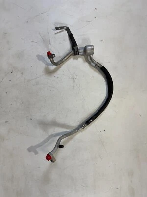 Lincoln MKC 2015-2020 2,0 L AIRE ACONDICIONADO LÍNEA DE SUCCIÓN TUBO DE MANGUERA OEM Foto 1 de 4