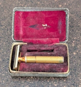 Gilette 1930s Gold Tone Safety Razor In Original Case Made in Canada - Picture 1 of 11