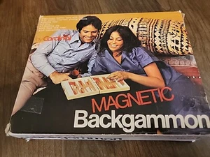 Set gioco backgammon da viaggio magnetico Cardina vintage valigetta completa di scatola - Foto 1 di 17