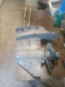 Johnson Evinrude 20 25 30 HP Outboard Short Lower Unit Gear Case READ - Picture 1 of 13