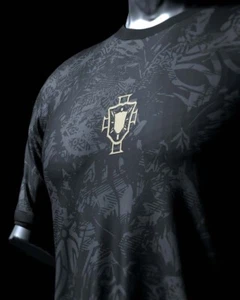 The Siu Jersey GOAT CR7 Black Comma Football Legends Special Edition Shirt - Picture 1 of 8