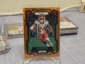 Skype Moore 2023 Panini Prizm #150 Orange Disco - Bild 1 von 2