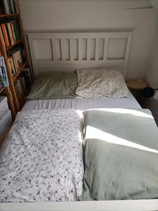 Ikea Hemnes Bettgestell in Weiß (inklusive Lattenrost) - Bild 1 von 5