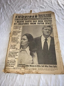 Vintage National Enquirer - 6 gennaio 1974 UFO, John Wayne Tabloid Liza Minnelli - Foto 1 di 3