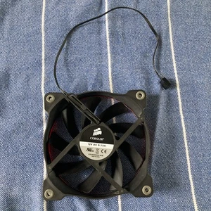 CORSAIR VENTILATEUR DE REFROIDISSEMENT 12V DC 0.19A CO-9050002-WW - Photo 1/4