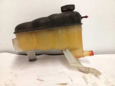 Tanque de expansión de depósito de refrigerante de GMC Yukon XL 1500 2016 5,3 L 12481371 Foto 1 de 4