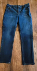 Bandolino Women's Amy Modern Straight Leg Tummy Slimming High Rise Jeans Size 12 - Picture 1 of 7