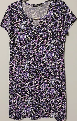 Vestido Notations para mujer PL Petite hasta la rodilla elástico S/S púrpura negro gris blanco Foto 1 de 4