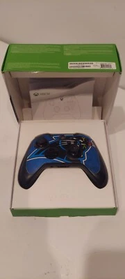 Microsoft Xbox Wireless Controller 1708 for Xbox One Carolina Panthers Logo - Image 1 of 4