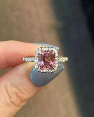 Anillo de compromiso Asscher de oro blanco de 14 quilates de 2,08 quilates de turmalina rosa natural y diamantes Foto 1 de 4