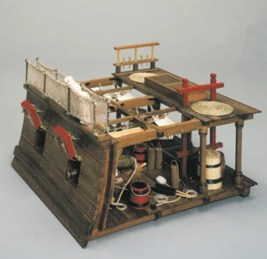 Mantua Between Decks Gun Bay Section Model Kit - English Fighting Ship circa 180 - Picture 1 of 5