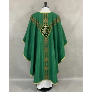 Grün Semi Gothic Satin Stil Messing mit passender Innenstola - Bild 1 von 2