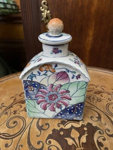 Antique Chinese Porcelain Tea Caddy Tea Leaf Canister Leaf Flowers Lid - Picture 1 of 10