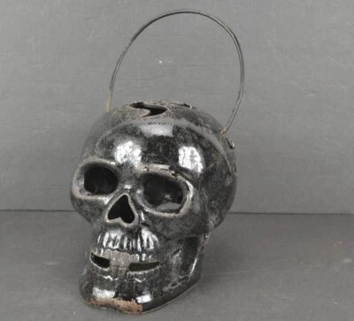 Candelabro de luz de té calavera de Halloween negro de 7" de alto mango colgante Foto 1 de 4