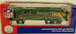 Lambeau Field First Game Played 1:64 Scale Diecast Motorcoach Green Bay Packers - Bild 1 von 5