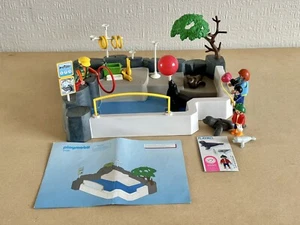 Playmobil 3135 Seal Exhibit Training Pool & 4660 Child with Seals. Incomplete. - Picture 1 of 12