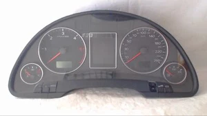 Velocímetro tablero de instrumentos Audi A4 8E - Falta interruptor de verificación 8E0920931L - Imagen 1 de 5