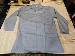 CLEARANCE!! Men's Small Lab Coat LOOK! Measurements in pics. New in PKG - Picture 1 of 10
