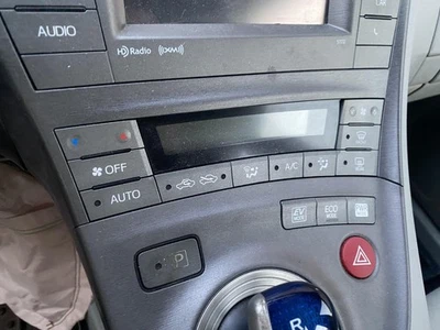 Used A/C Selector Switch fits: 2012 Toyota Prius Prius Plug-in VIN DP 7th and 8t - Изображение 1 из 4